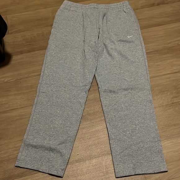 Nike Sweat Pants - Picture 1 of 2